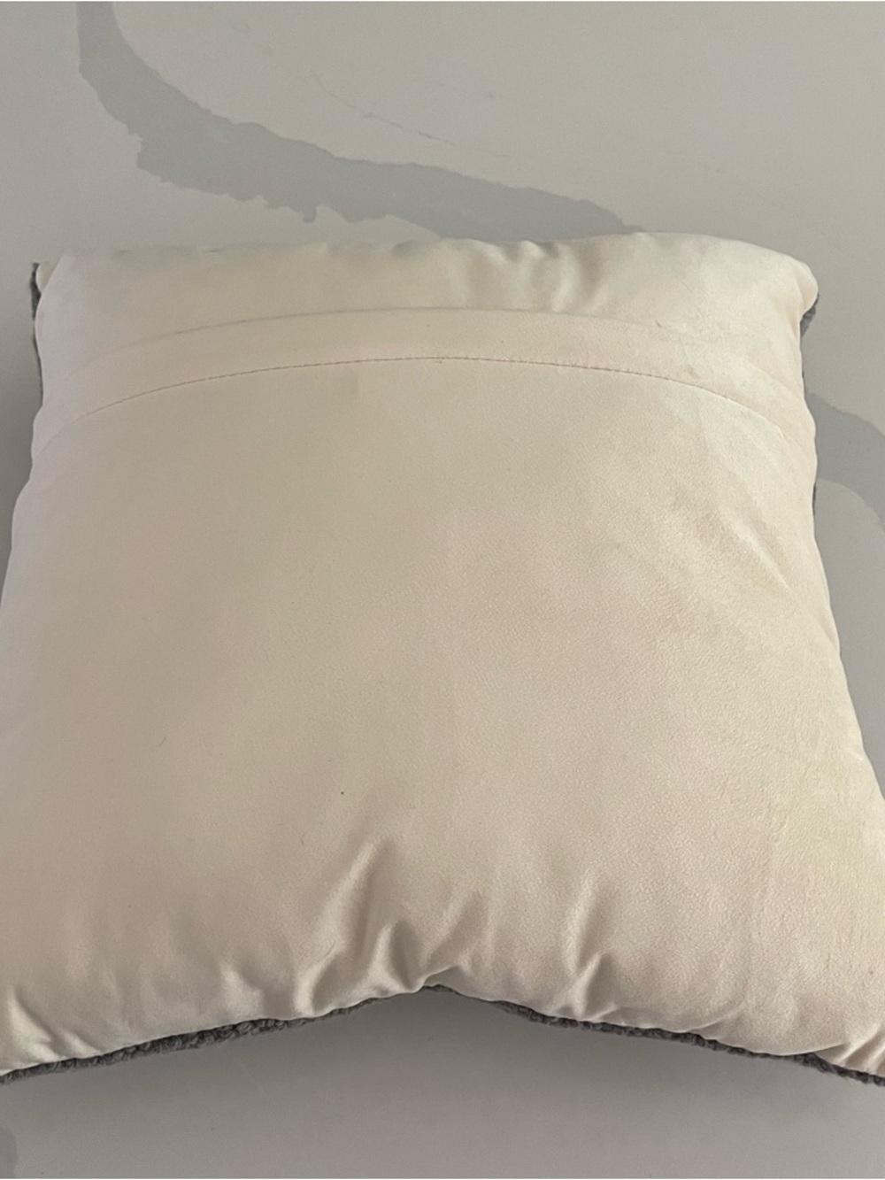 English Hunt Saddle Hooked Accent Pillow equestrian, derby, horse riding - Picture 5 of 8